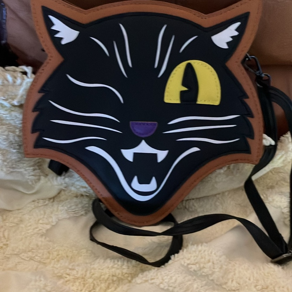 Spirit Halloween Winking Cat Purse